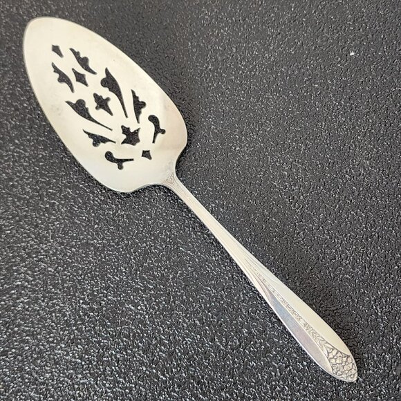 Princess Royal By National Silver Pierced Pie Server 9" vtg 1930s silverplate - Picture 1 of 16